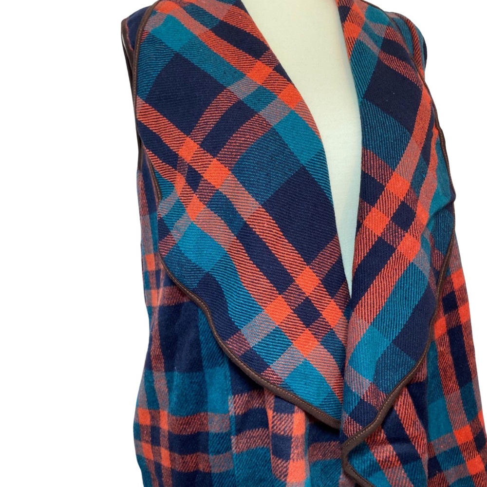 Buffalo Plaid Asymmetric Sleeveless Vest Cardigan - Picture 8 of 16